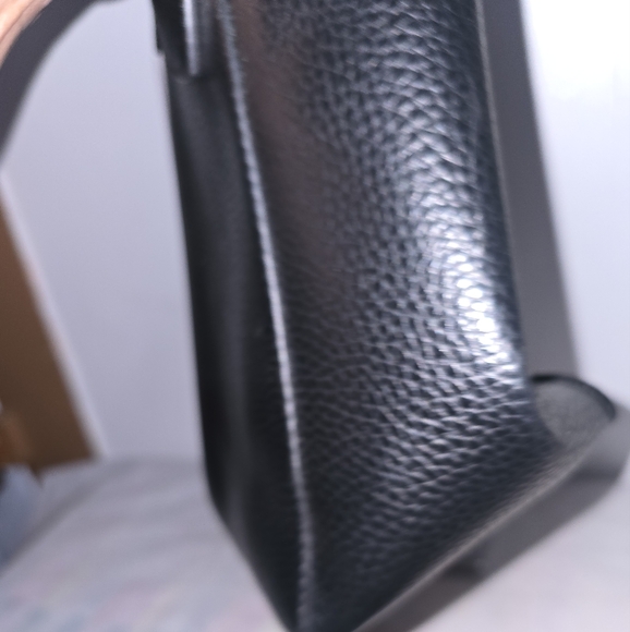 ANNE KLIENE PEBBLE 3 DIVIDER  SHOULDER BAG - Picture 2 of 12